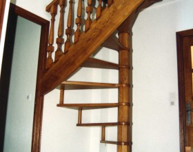 escalier b16