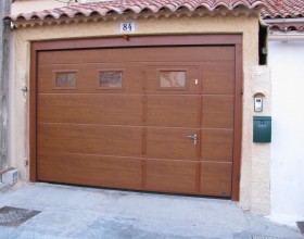 porte-garage-faux bois-portillon